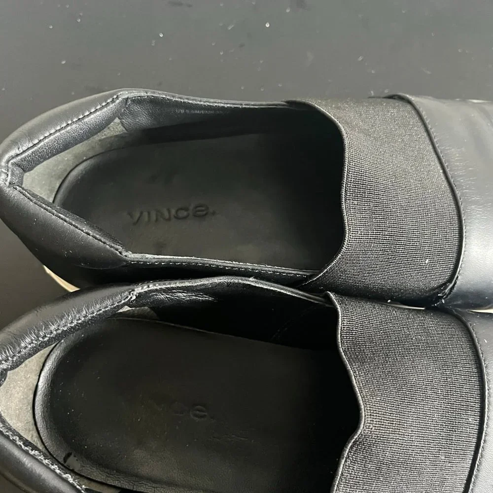 Vince Women's Fairfax Slip-On Black and White Sneakers Size 9.5